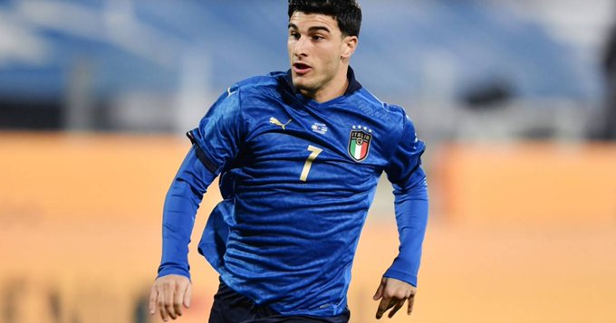 置上展示了 置上展示了